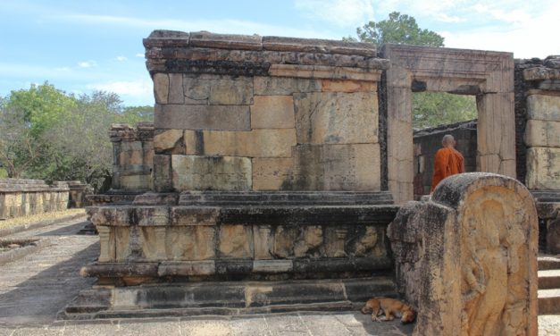 දළදා මාළිගාව – පොළොන්නරුව
